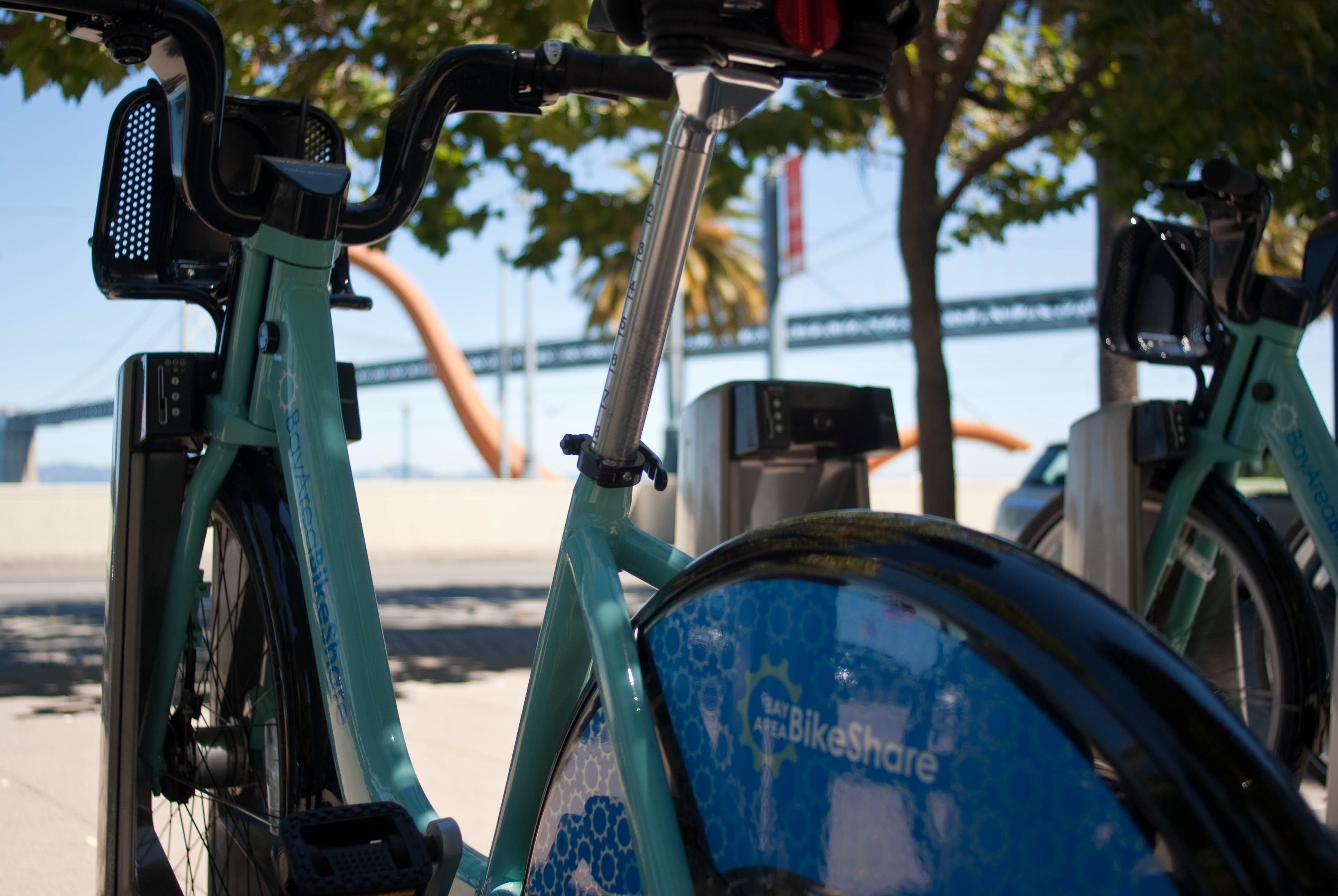20600 In 11. Embarcadero at Folsom - Bow and Seatpost